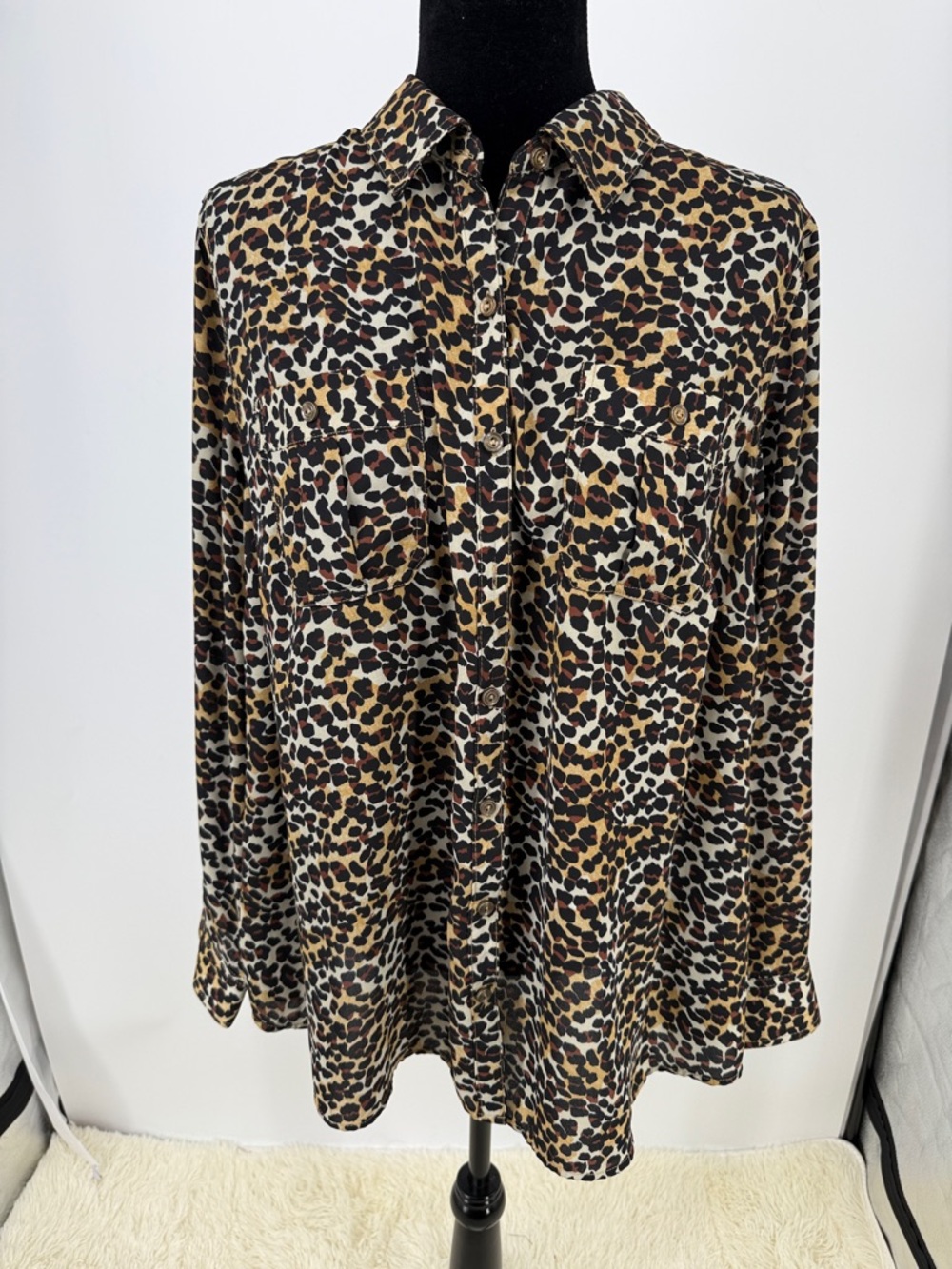 Roz & Ali Leopard Print Button-Up Blouse - Brown/Black size 2x